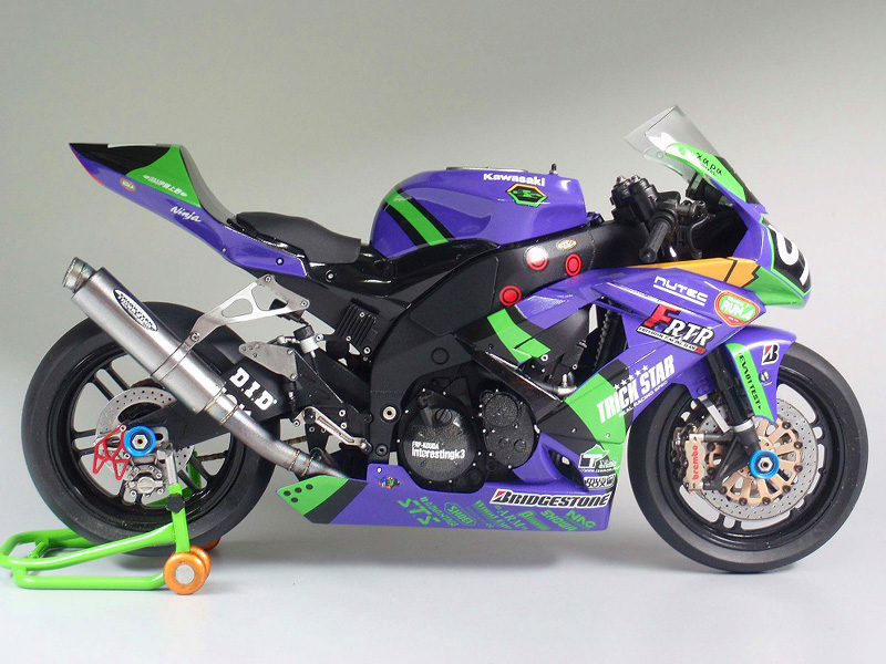 エヴァンゲリオンRT 初号機製作記 TRICK☆STAR KAWASAKI ZX-10R